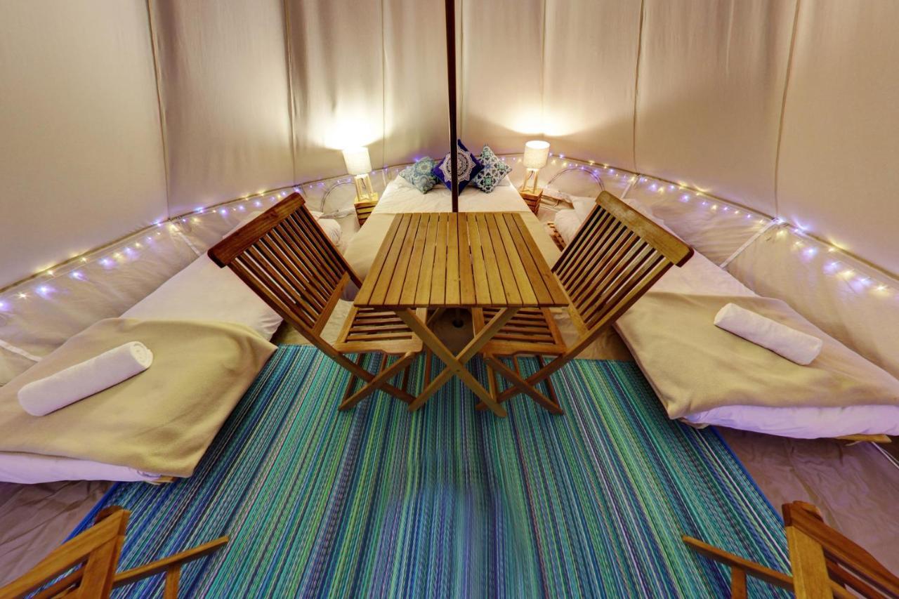 Russell Top 10 Holiday Park Eksteriør billede